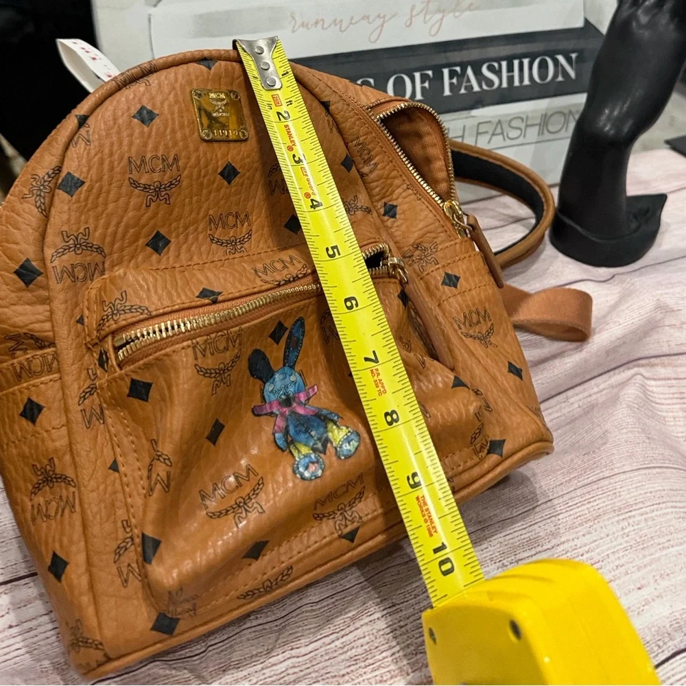 Rare! MCM Limited edition Rabbit Backpack mini phone bag‎ casual bag travel bag